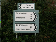 Irish Road sign 4 showing the name Dingle covered over